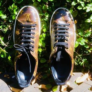Louis Vuitton frontrow sneakers